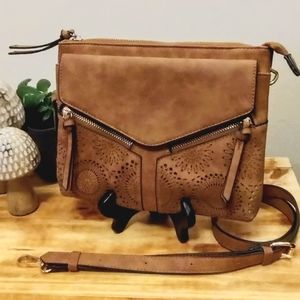 Crossbody purse
